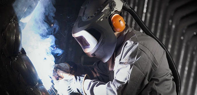 Welding mask with respiratory protection
